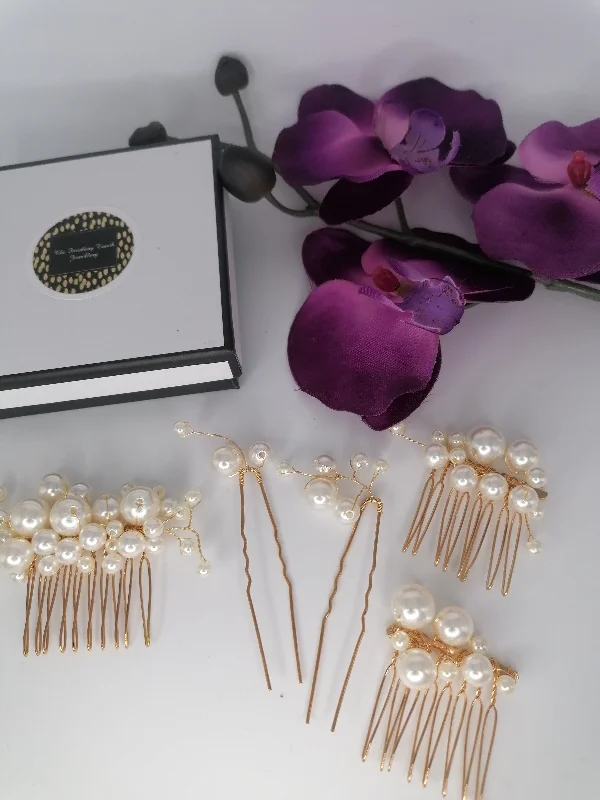 Renee Pearl Comb & Pin Set