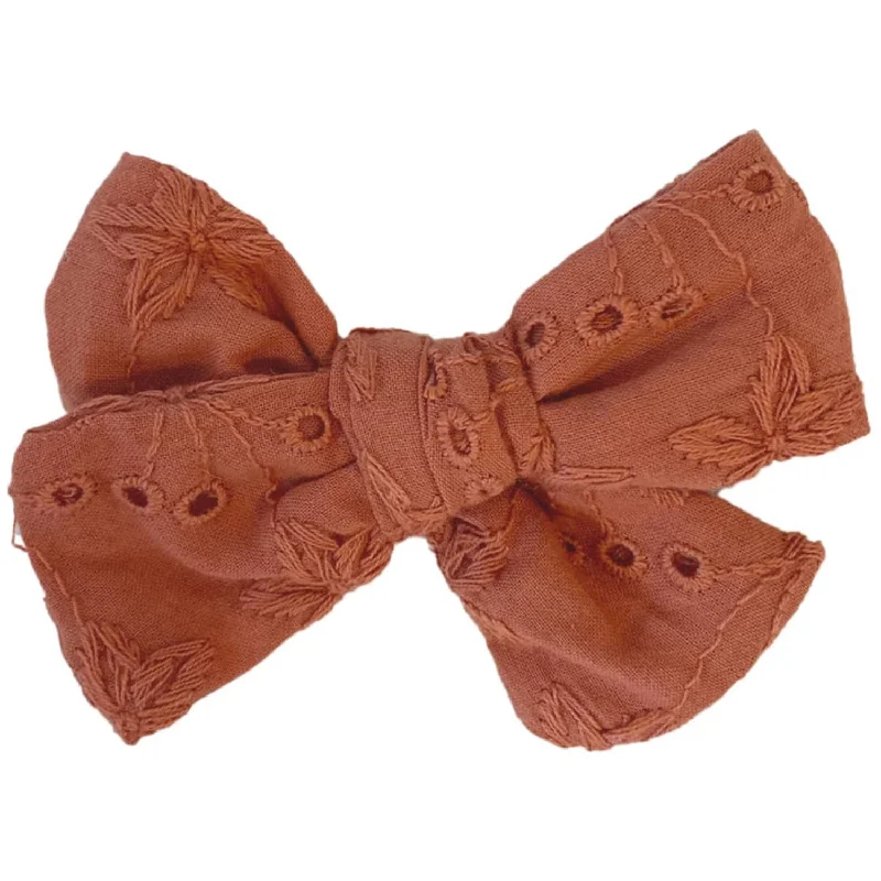 Bow's by Stær Alvilda Bow - Rust Embroidered